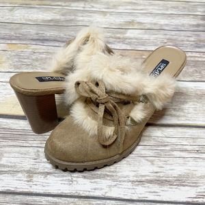 Splash Fashion Footwear Fluffy Brown Heels